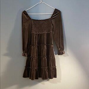 Elegant crown and ivy girls gray Velvet Dress size small
